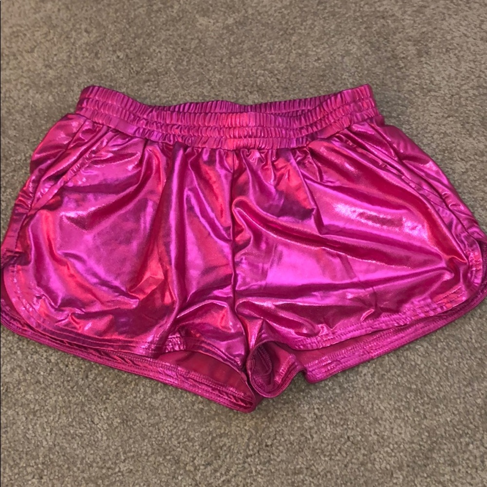 Pinky shiny shorts